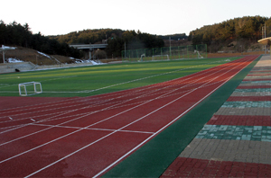 죽변운동장 트랙 전경