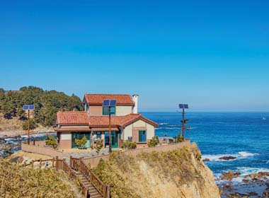 죽변 드라마세트장(그리고 하트해변과 죽변등대)